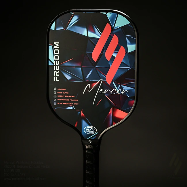 Key Features of Carbon Fiber Pickleball Paddles