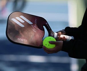 Finding Comfort: The Best Pickleball Paddle for Broken Finger Pain